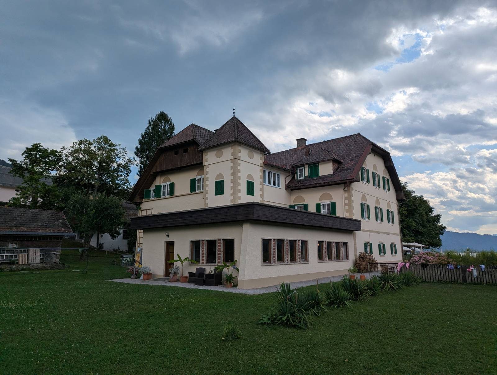 Historische Villa am Ossiacher See